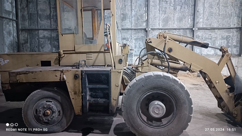 Продам погрузчик