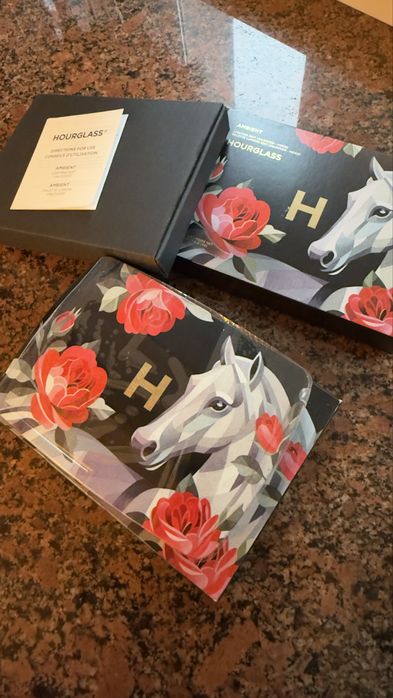 Палетка Hourglass .Кінь ,наповнення Коня оригінал.