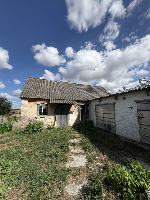 Продаж будинку смт Гребінки