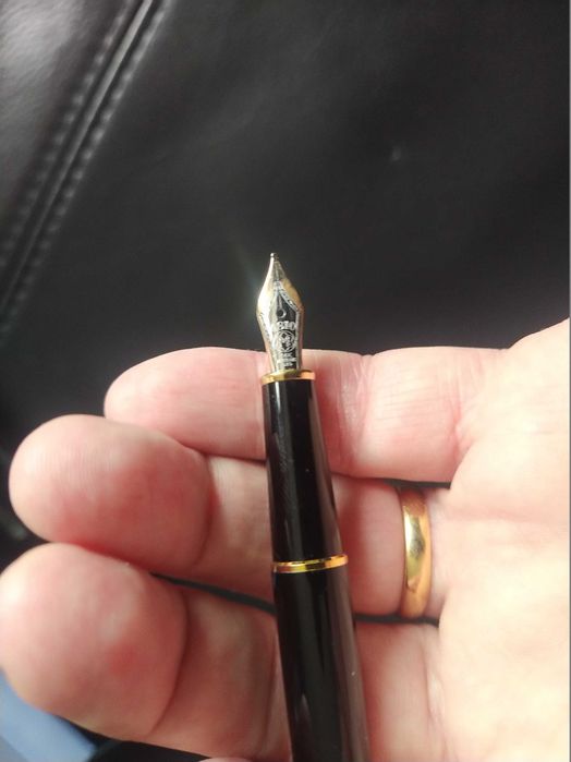 Caneta Montblanc Meisterstuck Classique, ouro 14K - 585