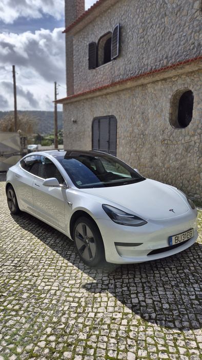 Tesla Model 3
Standard Range Plus RWD