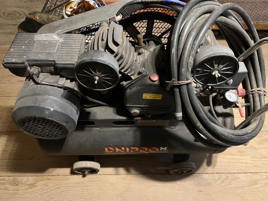 Компрессор 50 л.