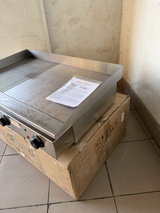Гриль Жарочна Поверхня Комбінована 800х530 мм.Нова !!!
