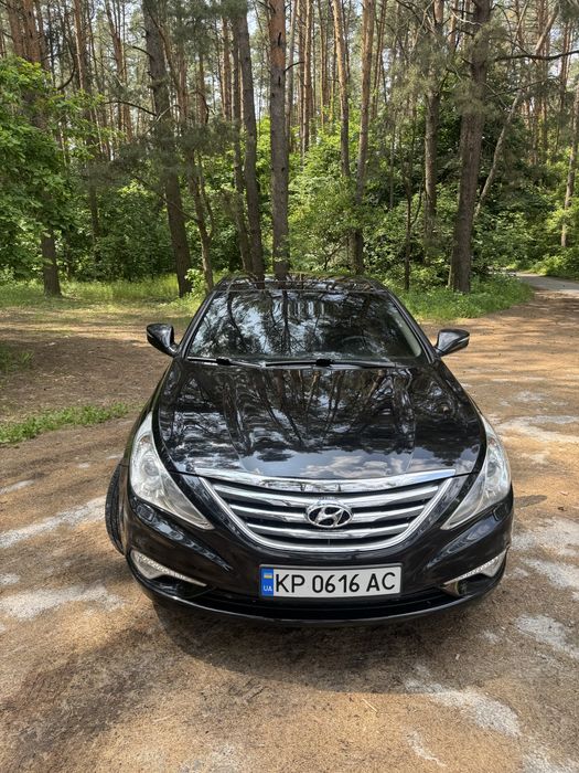 Hyundai Sonata 2014 • Газ/бензин • Максимальна комплектація
