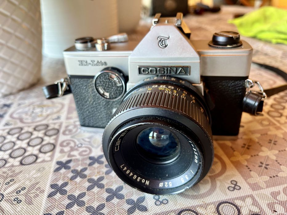Antiga maquina fotografica 35 mm Cosina