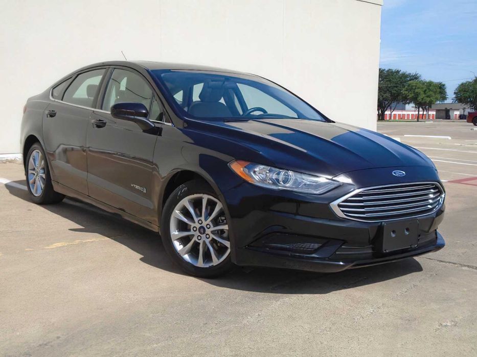 Ford Fusion SE      2017