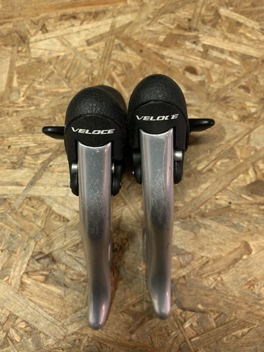 Grupa szosowa Campagnolo Veloce 9s z kołami szosa retro