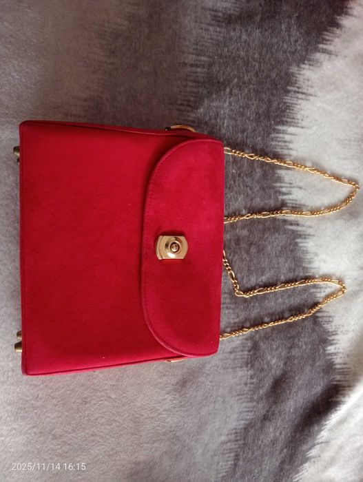 Mala em pele (camurça)