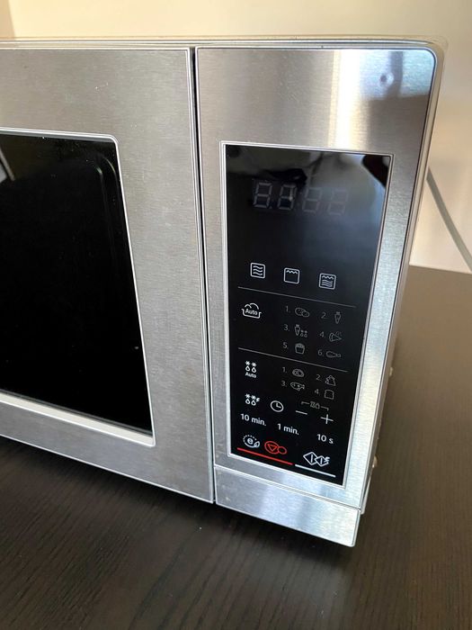 Micro-ondas LG MH6044V | Grill | 20 L | 700 W - Inox