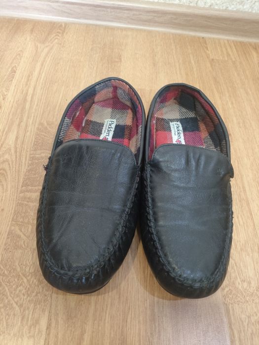 Продам черевики Clarks і мокасини Padders