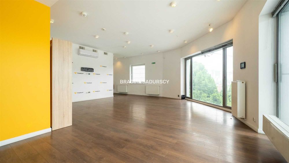 Nowoczesny lokal 102 m², Balicka, Kraków