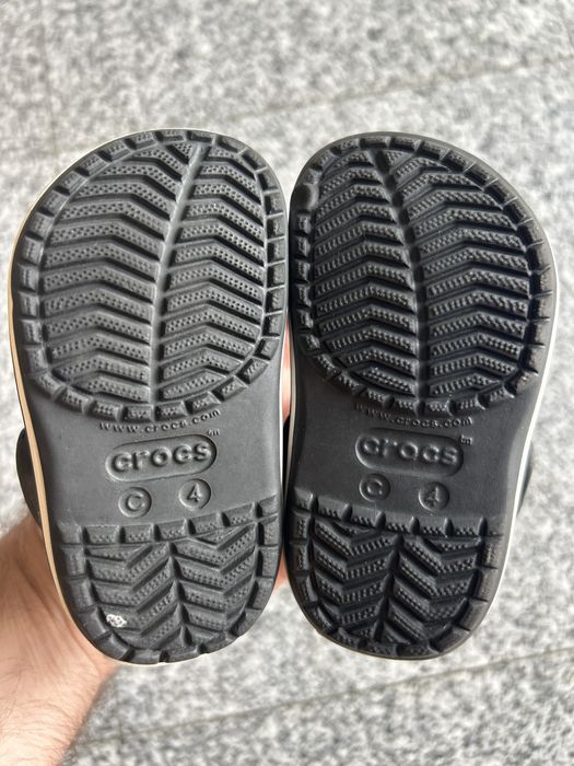 Crocs C4 para criança bebé