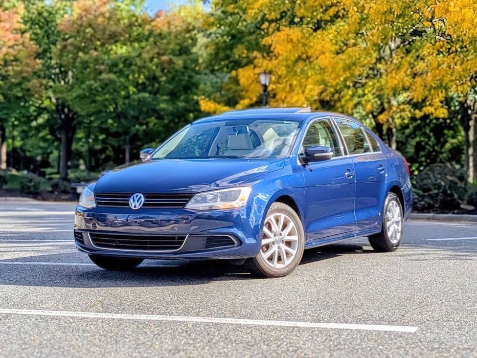 Volkswagen Jetta SE PZEV      2013