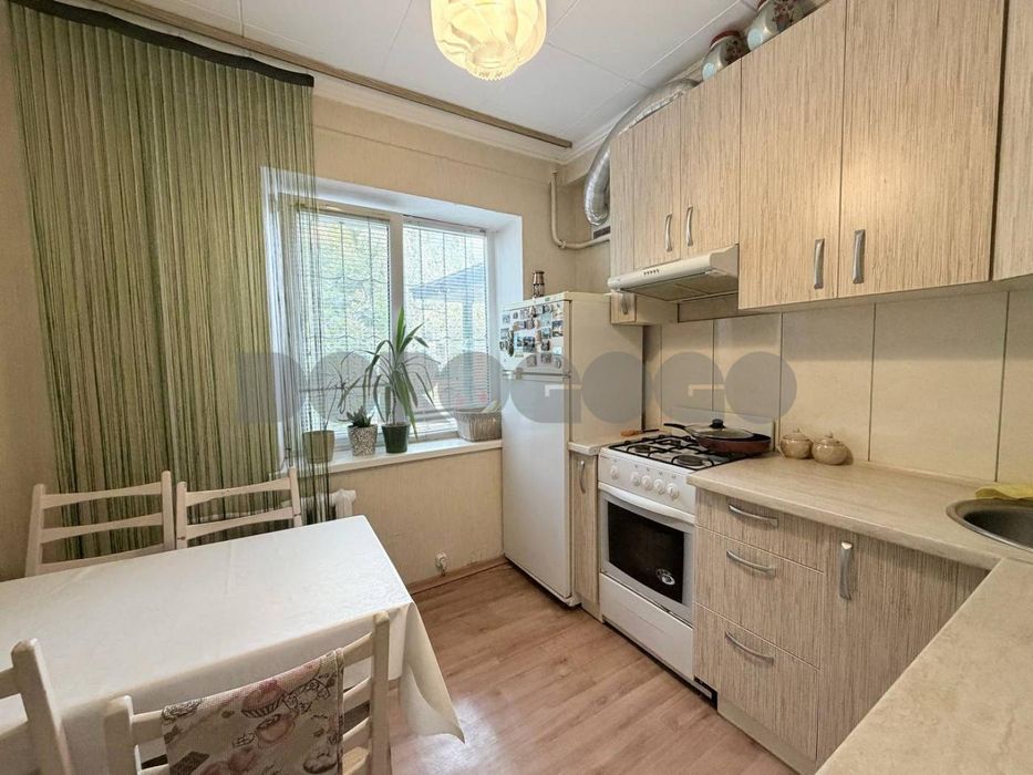 Продаж 2к, Ратушного 37, чешка, гарний стан, 49м2