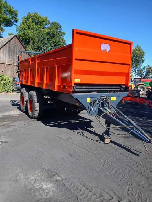 Rozrzutnik obornika tandem oś skrętna Legrand 11ton . Bardzo ładny stan.