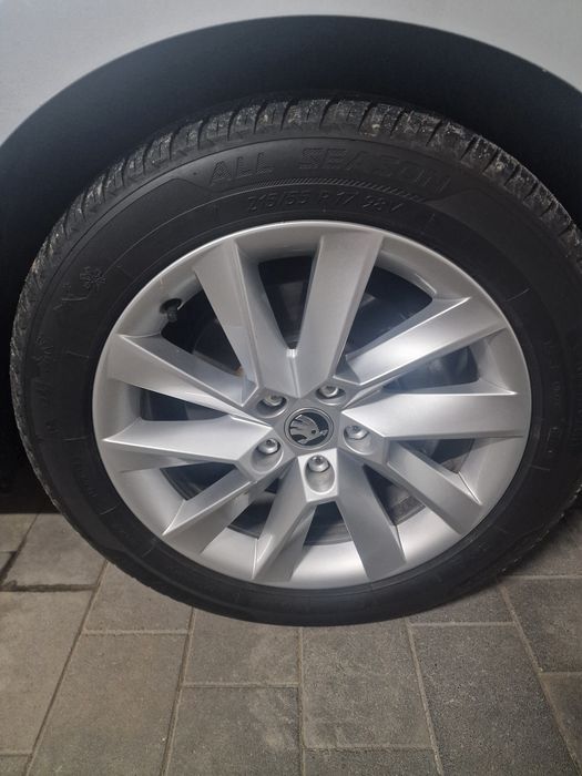 Kormoran All season 215/55 R17 94V