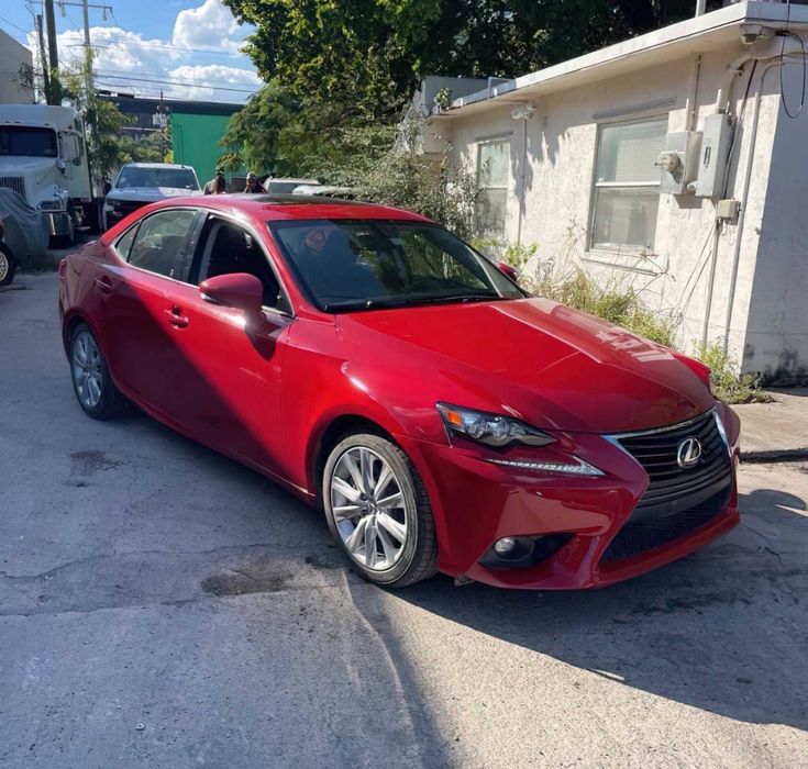 Lexus IS 300      2016