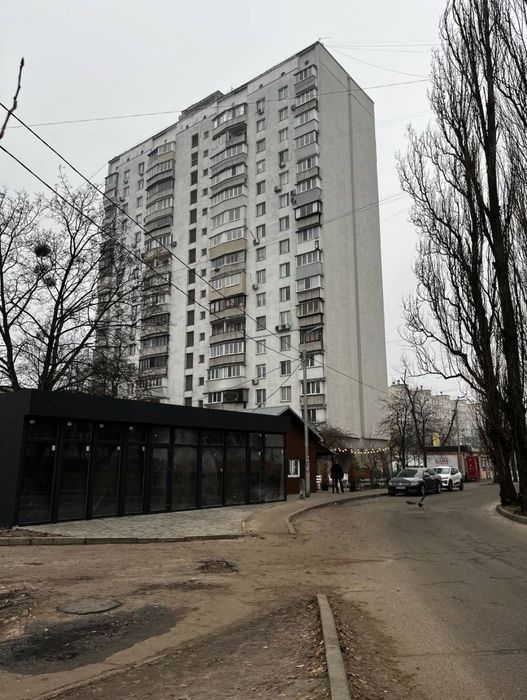 Здається приміщення вул. Братиславська 2, 30м²