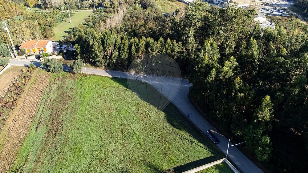 Terreno Urbano em Aguada de Baixo , Agueda c/ 450 m2