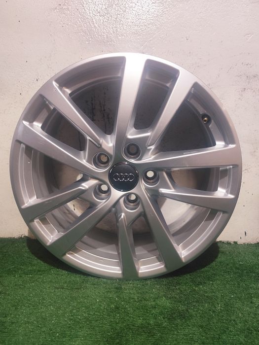 Felgi aluminiowe OE Audi A3 V8 17" 6J et48 5x112