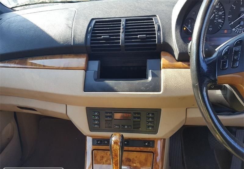 Bmw X5 3.0D E53 Sport De 2003 Disponível Para Peças Espelhos Vendidos