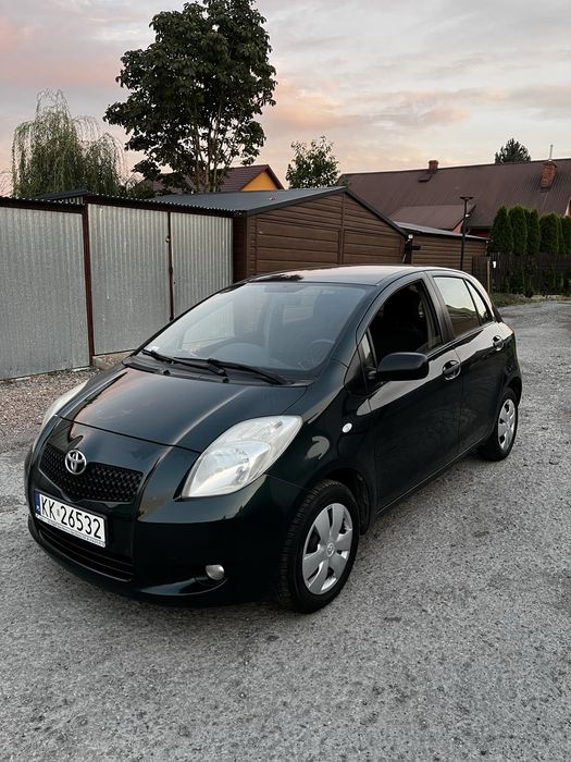 Toyota Yaris 1.0 benzyna
