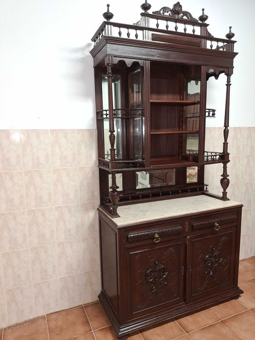 Movel de cozinha antigo