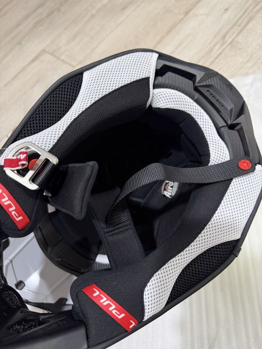 шолом Airoh STRYKER SKIN YELLOW MATT KTM, Kovi, Geon, Husqvarna, GasGa