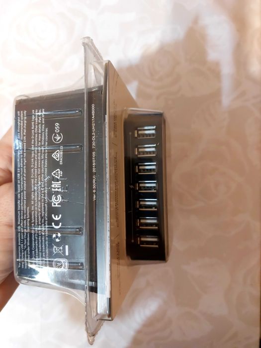 USB-хаб D-Link Hi-Speed 2.0 DUB-H7/B