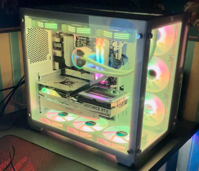 Pc Gaming  Ryzen7 X3D , 4070Ti , 32Gddr5