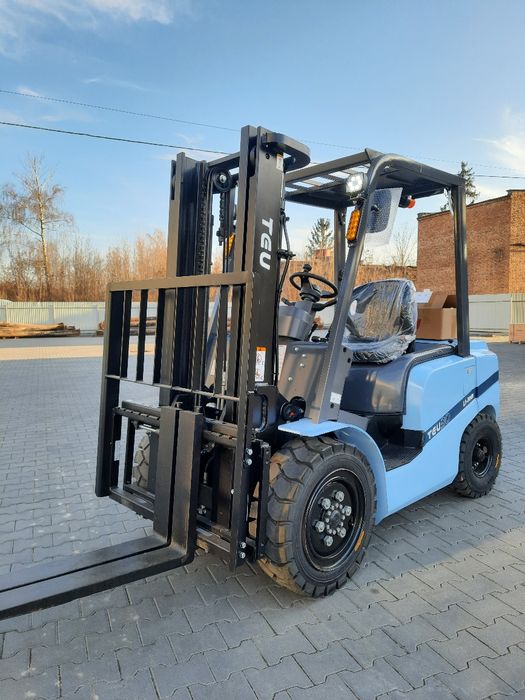 Електричний вилковий навантажувач TEU, погрузчик, модель FLB30