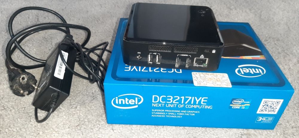 NUC intel mini komputer DC 3217IYE