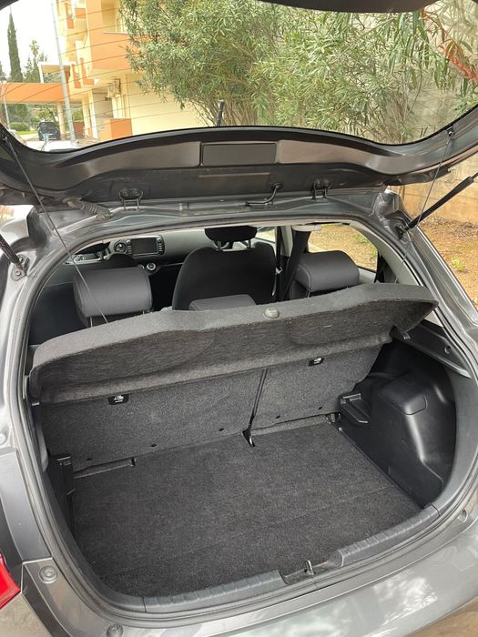 Toyota Yaris 1.0 VVT-i – Apenas 61.000 km!