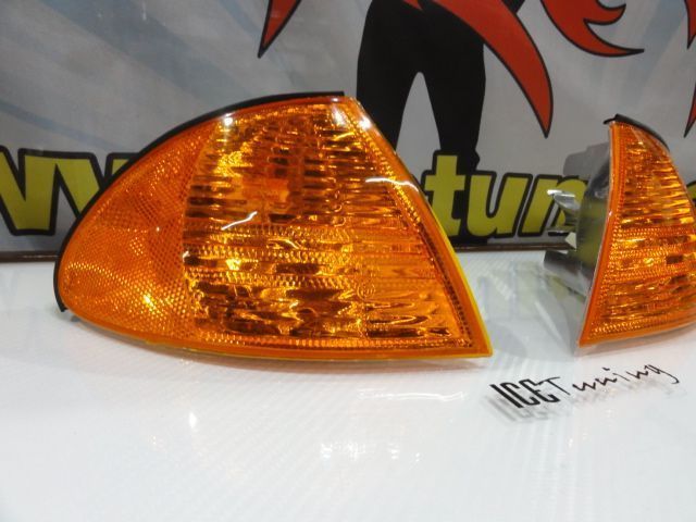 Pisca / Farois / Farolins frontais BMW E46 4 portas / Touring 98-01 Fundo Laranja JDM