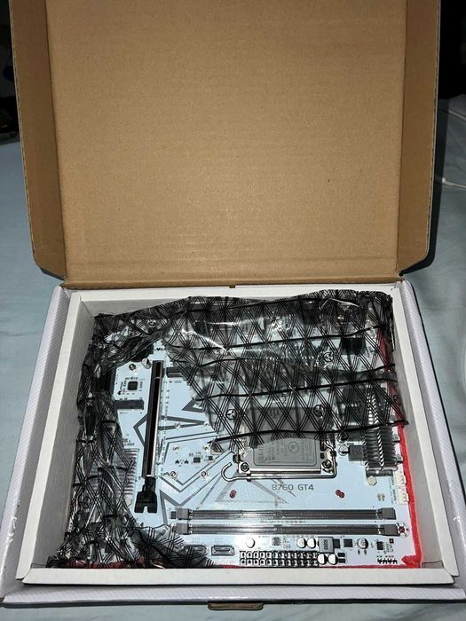 Материнська плата MACHINIST B760 GT4 LGA 1700