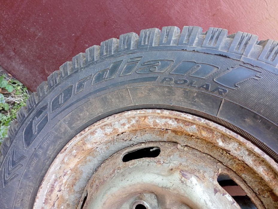 Резина 175/70 R13 шип