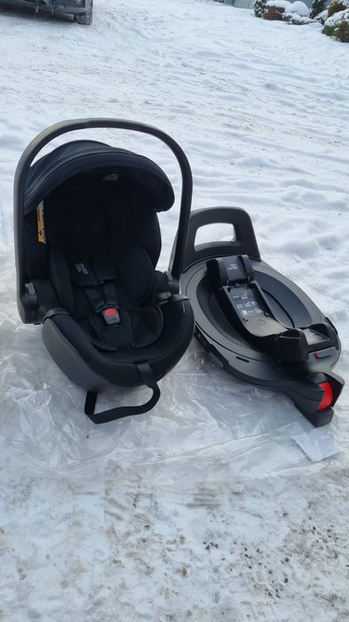 Fotelik Nosidełko z bazą Britax Romer