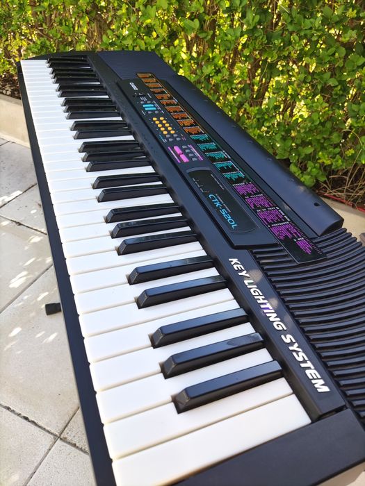 Casio CTK-520L Key Lighting System