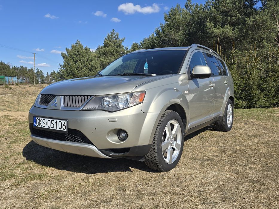 Mitsubishi outlander II ,4X4 ,7 miejsc