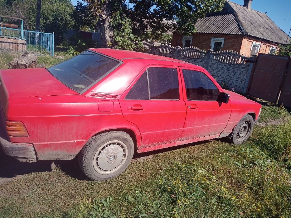 Продаю Мерседес 190Е