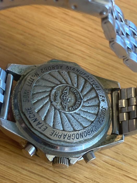 Relógio com movimento mecânico Luxo sempre na Moda