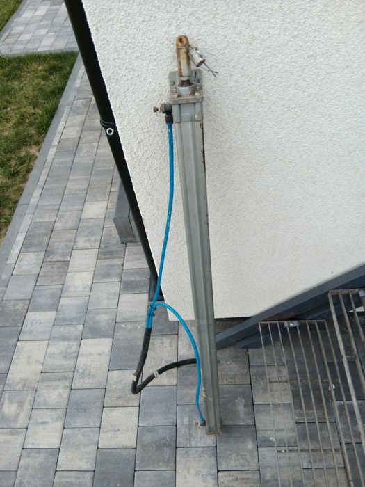 Siłownik pneumatyczny