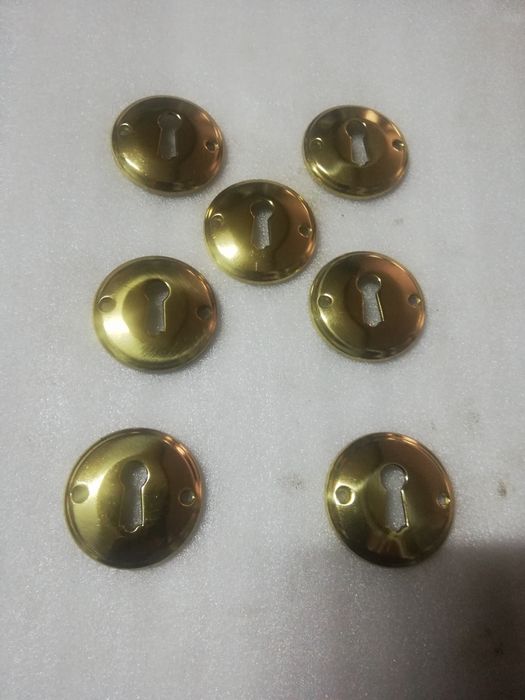 Vendo espelhos de fechadura64741325157378123