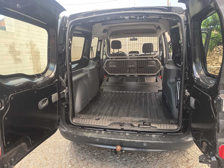Renault Kangoo 1.5 dCi 110cv Maxi 5 lugares