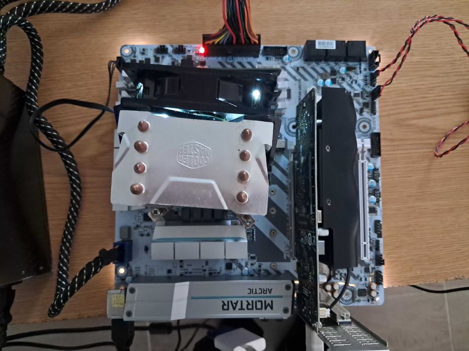Bundle Motherboard + CPU + Gráfica