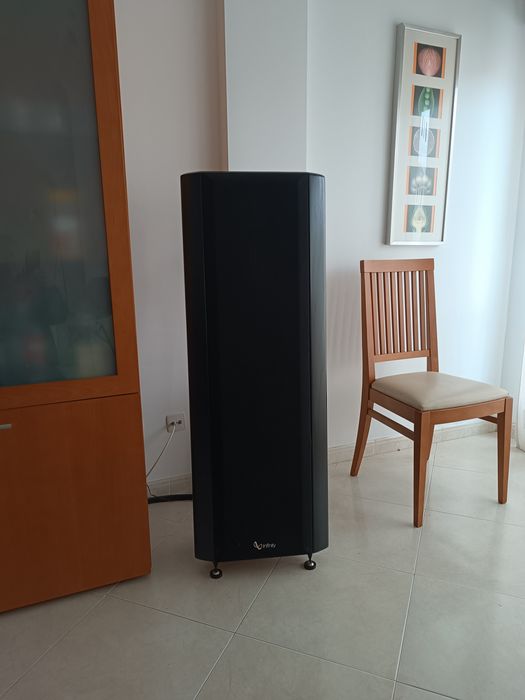 Colunas InfinitY Renaissance 90 Como Novas