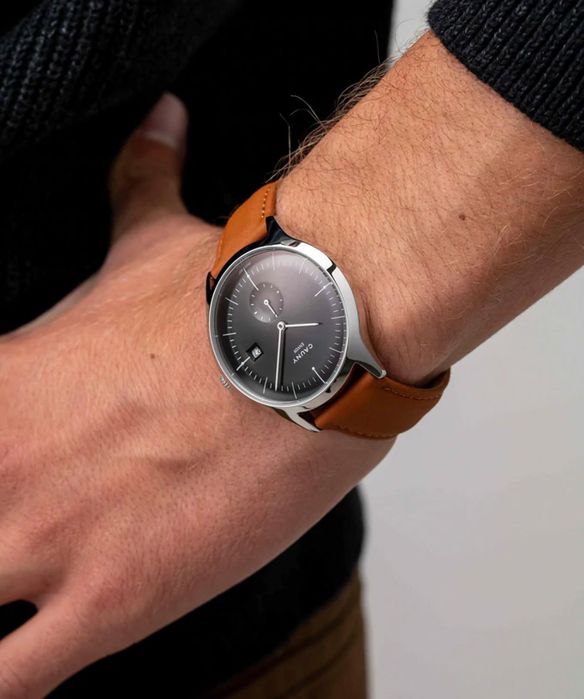 Cauny envoy novo em caixa mostrador preto bracelete camel pele