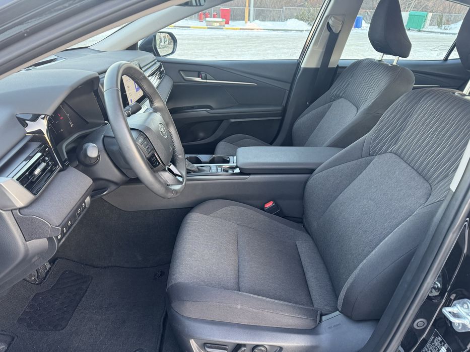Toyota Camry 2025 2.5 Hibrid AWD New!