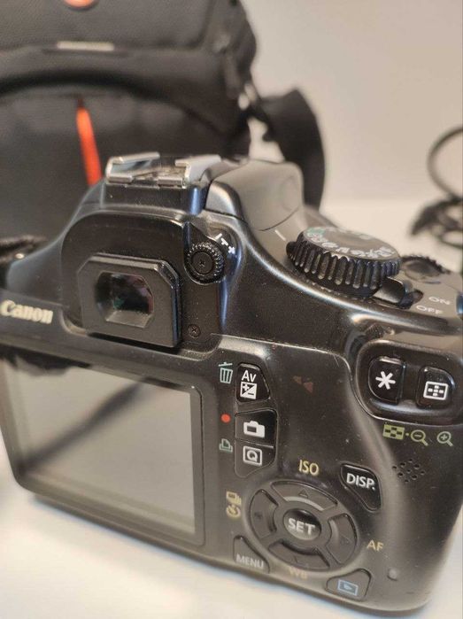 Фотоапарат Canon EOS 1100D Kit 18-55