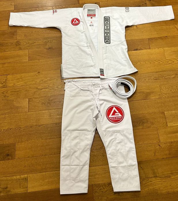 Vendo Kimono Gracie Barra A2 - Como Novo - Usado 1x